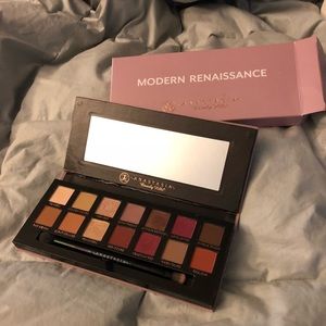 Anastasia Beverly Hills Modern Renaissance